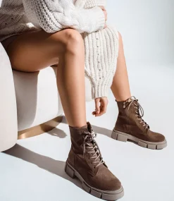 Wolfe Lace Up Boot On Chunky Sole In Beige Suede