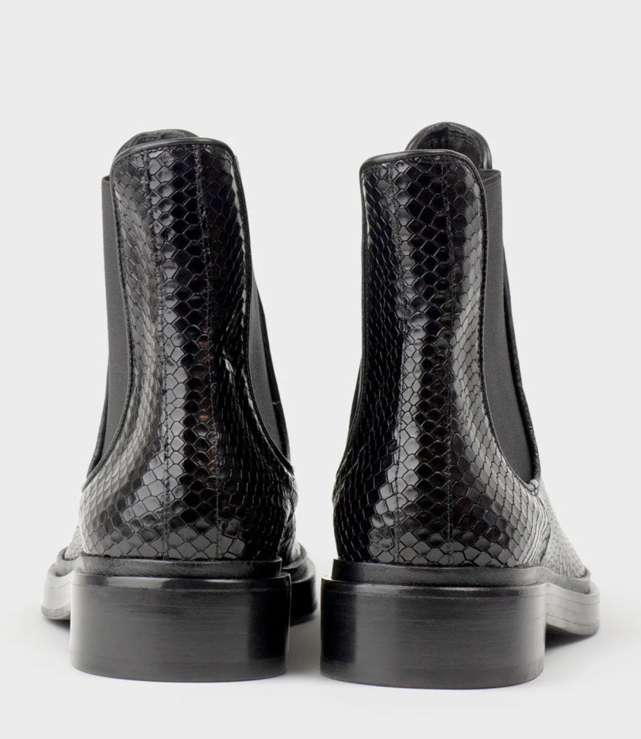 Wyn Chelsea Boot On Exaggerated Sole In Black Reptile
