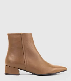 Zana35 Pointed Ankle Boot In Tan