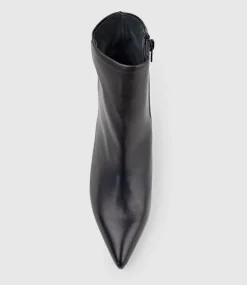 Zim70 Pointed Ankle Boot In Black